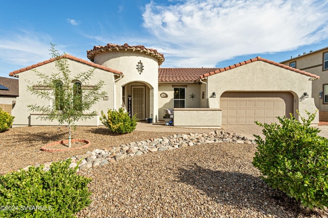 property at 541 McKinnon Rd