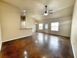 2611 Pahmeyer Rd in New Braunfels, TX - Building Photo - Building Photo