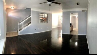 6673 Time Square Ave in Orlando, FL - Building Photo - Building Photo