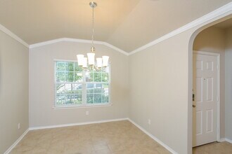 1727 Aspen Silver in San Antonio, TX - Building Photo - Building Photo