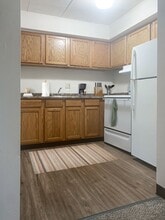 Hilltop/Parkview Apartments in Duquesne, PA - Foto de edificio - Building Photo