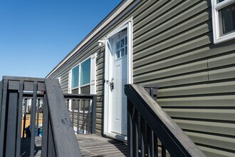 128 Ponderosa Way in Sanger, TX - Building Photo - Building Photo