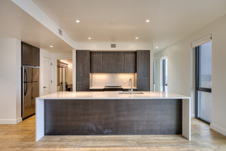 Six Hundred West Main in Charlottesville, VA - Foto de edificio - Interior Photo