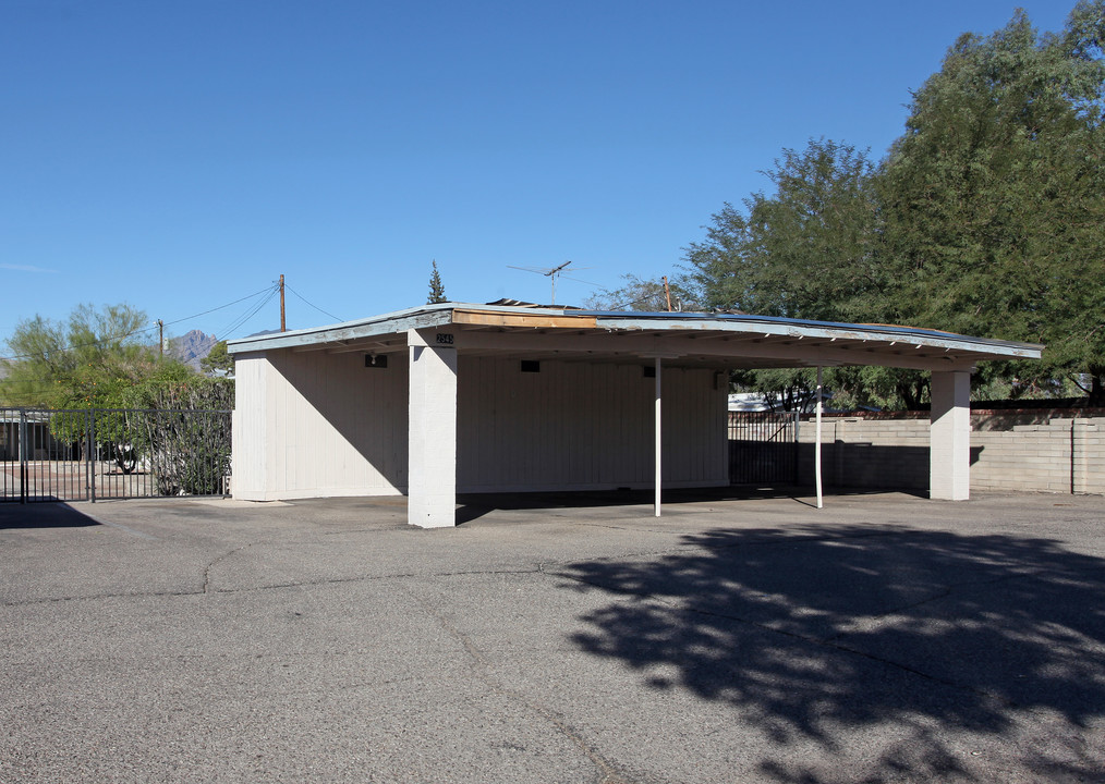 2541 E Silver St in Tucson, AZ - Foto de edificio