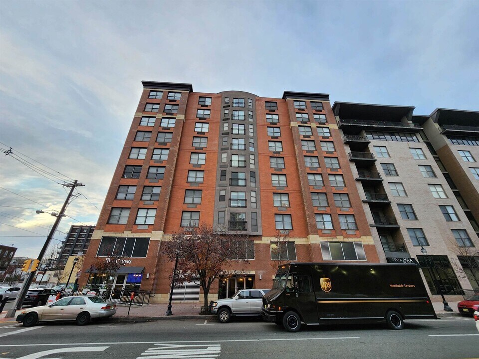 4301 Park Ave in Union City, NJ - Foto de edificio