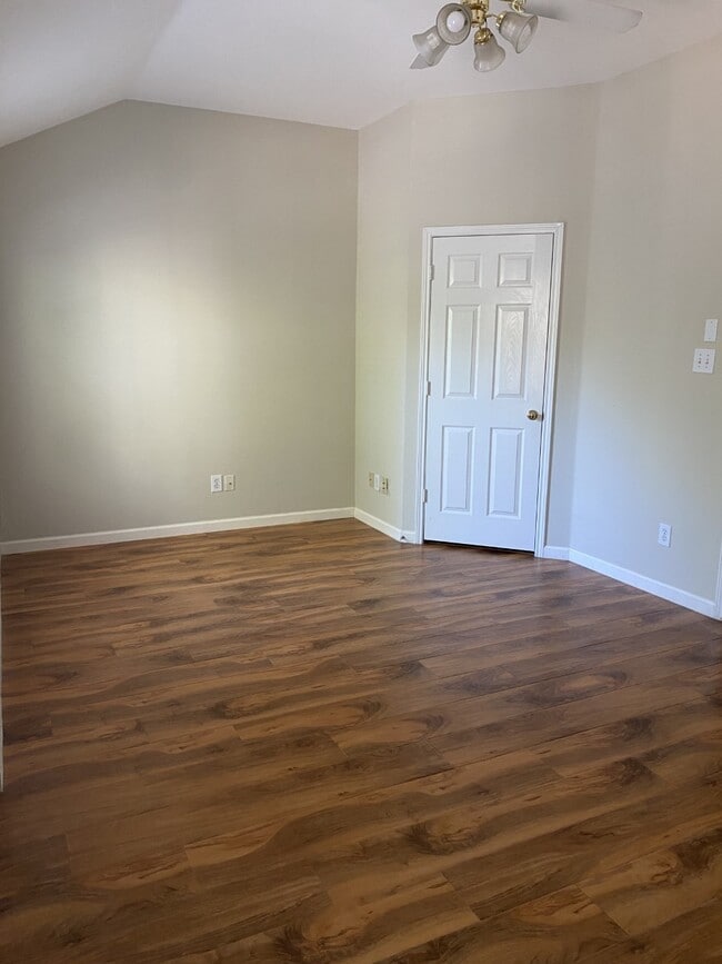 property at 27 Butterfly Branch Pl