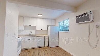 1800 Eugenia Ave in Redding, CA - Building Photo - Building Photo