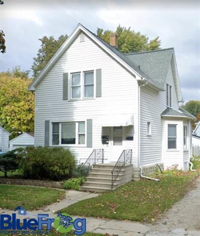 property at 832 Division St