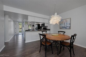 15161 Cedarwood Ln, Unit 1205 in Naples, FL - Building Photo - Building Photo
