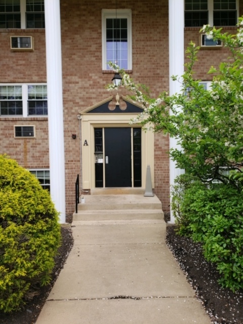 Liberty Square Apartments in Hatfield, PA - Building Photo - Building Photo