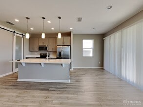 192 St Lucie Wy in Groveland, FL - Building Photo - Building Photo