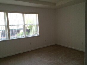 7973 NW 114th Pl in Medley, FL - Building Photo - Building Photo