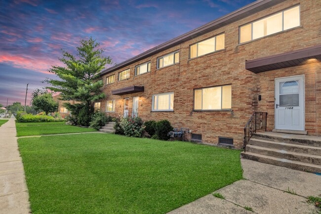 property at 1968 S Chestnut St