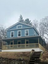 8-10 Rimmon St in Seymour, CT - Building Photo