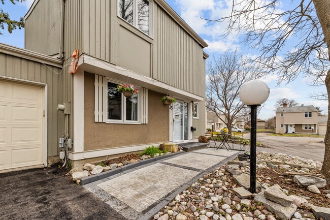 property at 1 Jackson Ct