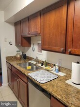2230 George C Marshall Dr, Unit 304 in Falls Church, VA - Building Photo - Building Photo