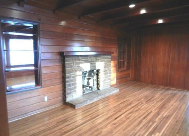 3728 S 65 W Ave in Tulsa, OK - Building Photo - Building Photo