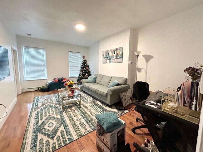 42 Hammond St in Boston, MA - Building Photo - Building Photo