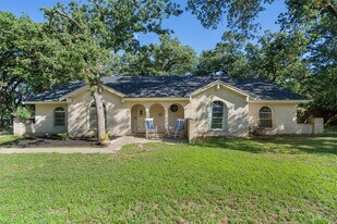 1601 O'Kelley Rd in Rockdale, TX - Building Photo