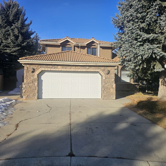 property at 123 Santana Bay NW