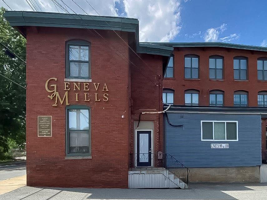 1117 Douglas Ave in North Providence, RI - Building Photo