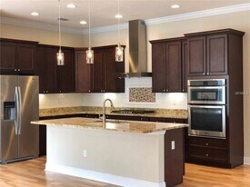 606 S Lincoln Ave, Unit 3 in Tampa, FL - Building Photo
