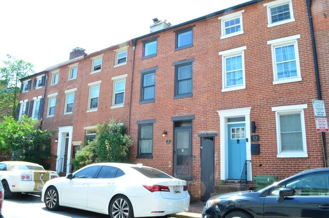 property at 19 E Wheeling St
