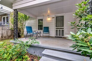 120 Fountain Way in Swannanoa, NC - Building Photo