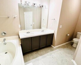 15034 Sugar Sands Dr in Sugar Land, TX - Building Photo - Building Photo