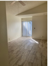 5795 Medallion Dr in Las Vegas, NV - Building Photo - Building Photo