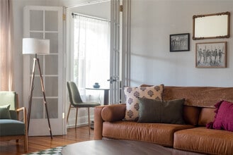 2015 NW Flanders St in Portland, OR - Foto de edificio - Building Photo