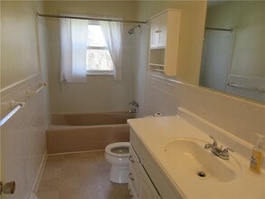 4034 Chilton Ct in Erie, PA - Building Photo - Building Photo