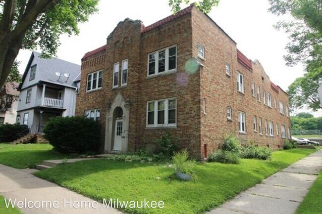 502 N 39th St in Milwaukee, WI - Building Photo - Building Photo