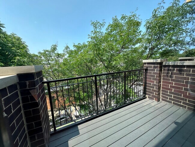 6350 N Glenwood Ave in Chicago, IL - Building Photo - Building Photo