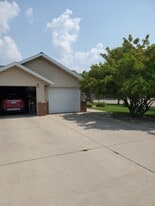 100 7th St NE, Unit 8 in Perham, MN - Building Photo