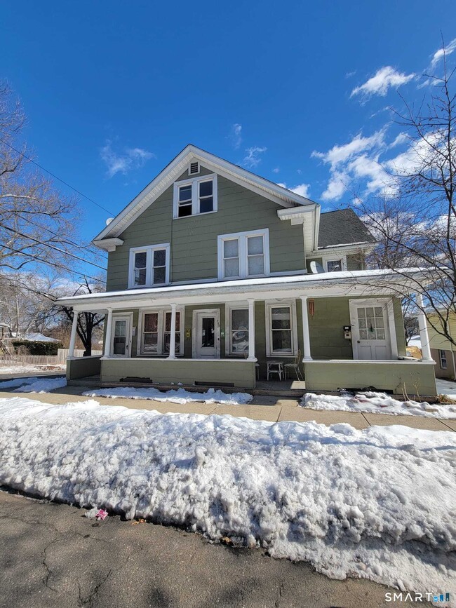 property at 590 High St