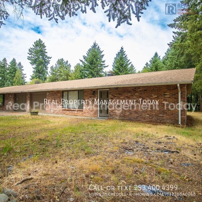 property at 8511-8513 116 St E