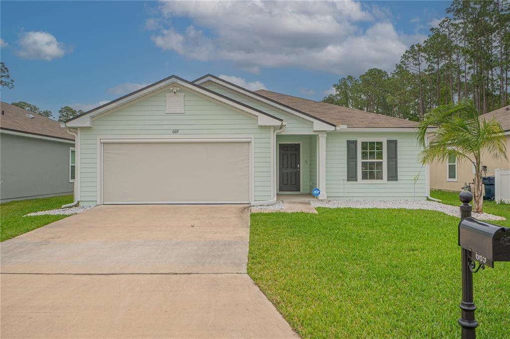 669 Grand Reserve Dr in Bunnell, FL - Building Photo
