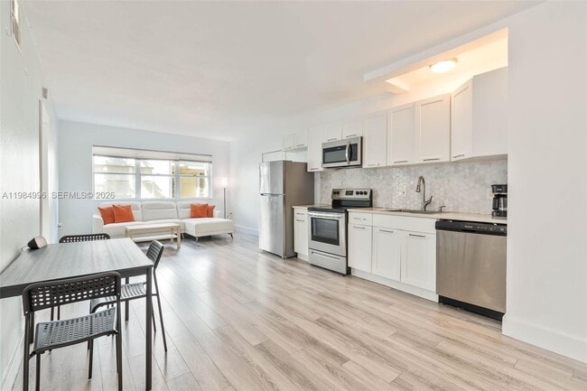 property at 1275 Marseille Dr