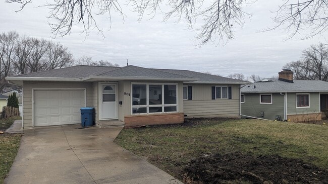 property at 901 Loretta Ave