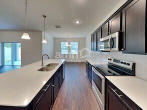 6102 Little Blf Cir in Mascotte, FL - Building Photo - Building Photo