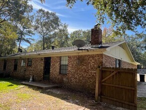 16 Eastwood Dr in Bryant, AR - Building Photo - Building Photo