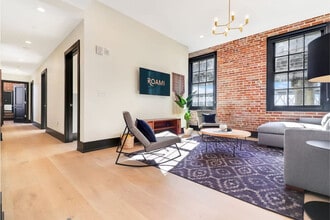 1148 S Peters St in New Orleans, LA - Building Photo - Building Photo