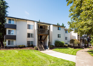 Darrin's Place Apartments in Portland, OR - Foto de edificio - Building Photo