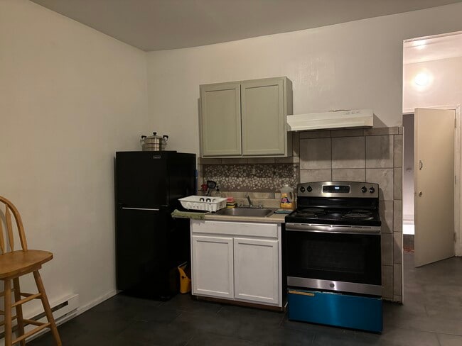 4328 Frankford Ave, Unit 3rd fl