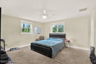 18321 Edgewood Dr in Spring Hill, FL - Building Photo - Building Photo