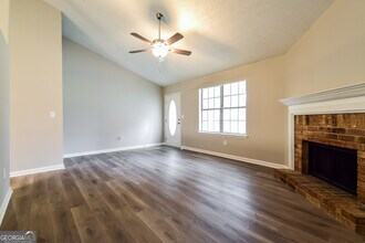 10345 Canyon Trail in Jonesboro, GA - Building Photo - Building Photo
