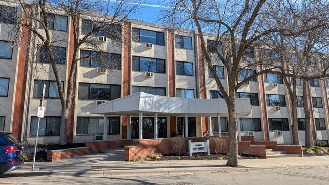 property at 2700 W 44th St