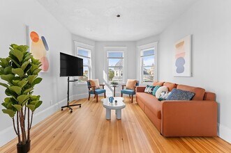 3 Seafoam Ave in Winthrop, MA - Building Photo - Building Photo