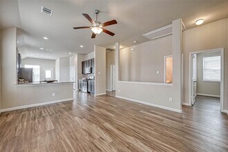 24927 Scarlatti Cantata Dr in Katy, TX - Foto de edificio - Building Photo